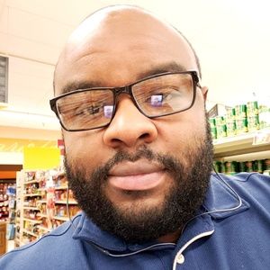 Meet your Posher, Leroy